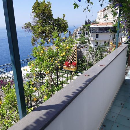 Amalfi Blue Flowers A Extérieur photo